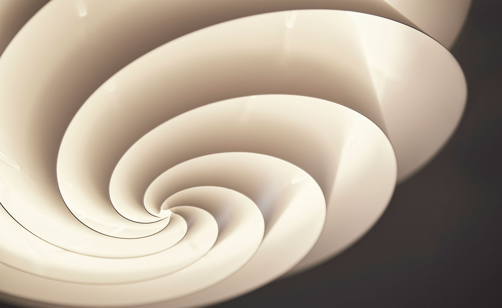 Swirl Wall/Ceiling Lamp
