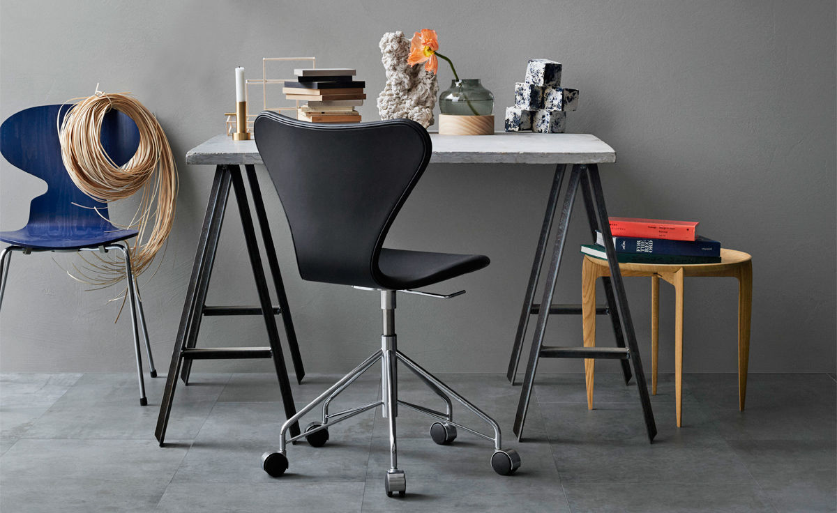 series 7 swivel side chair full upholstered
