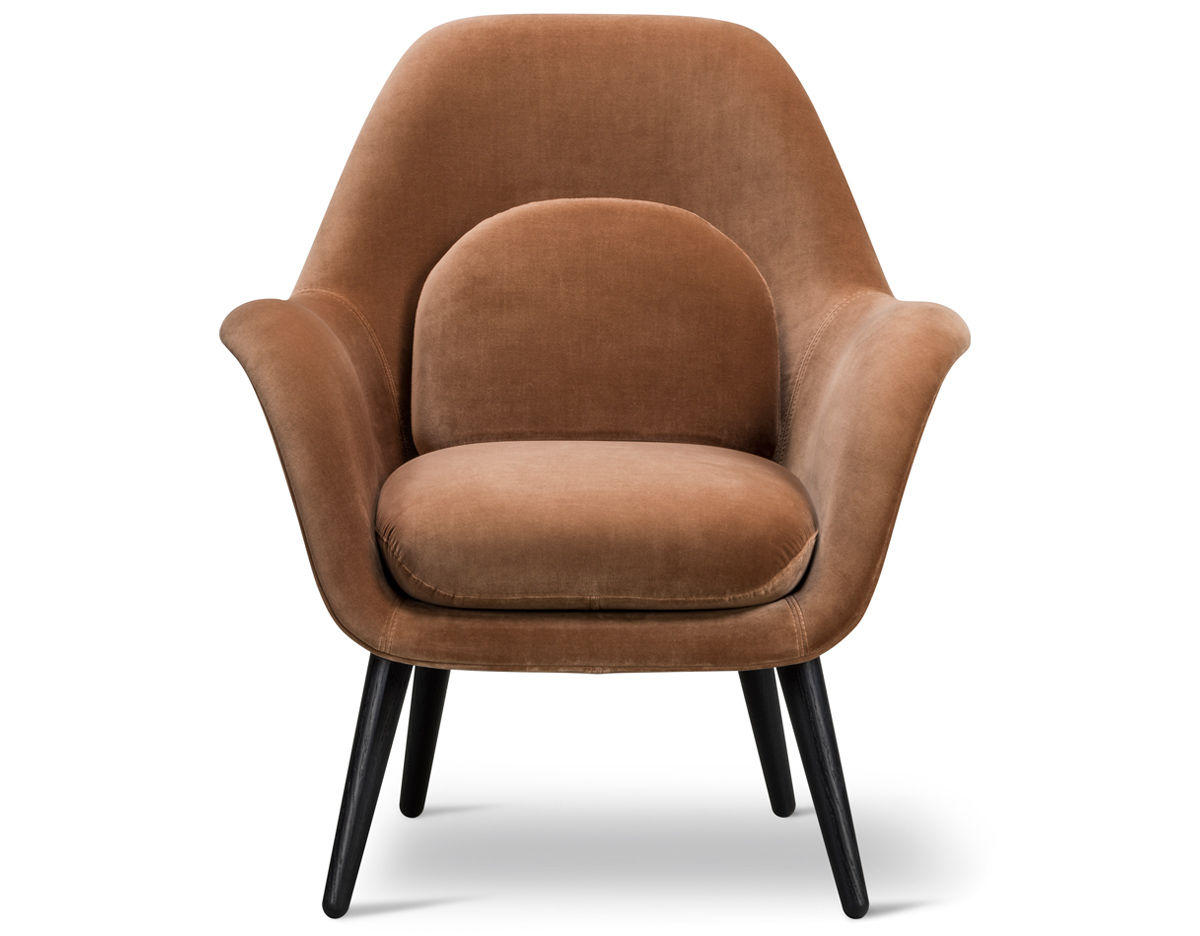 swoon petit lounge chair with wood base