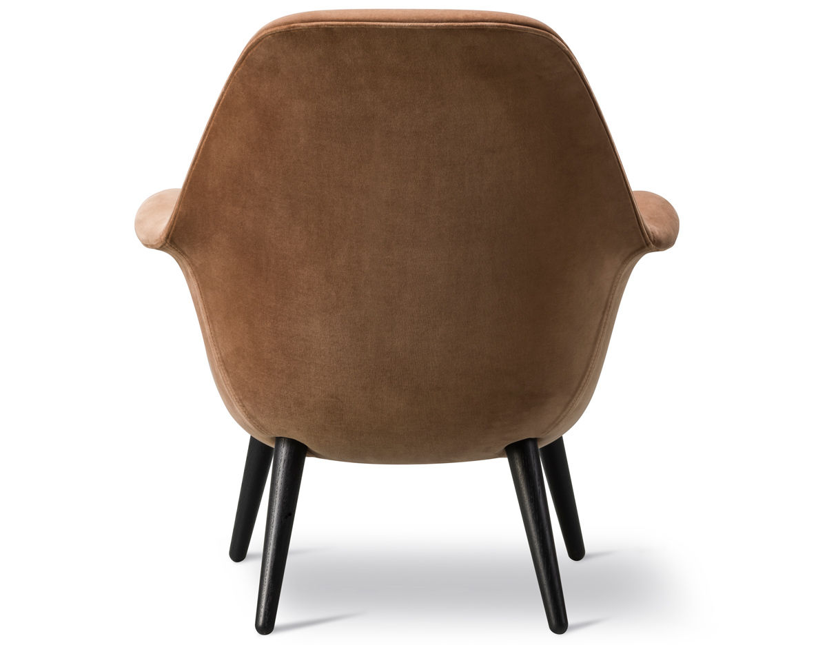 swoon petit lounge chair with wood base