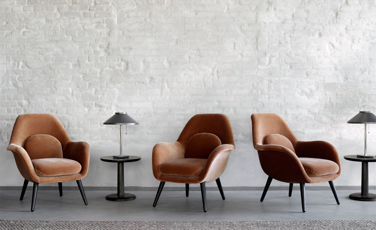 swoon petit lounge chair with wood base