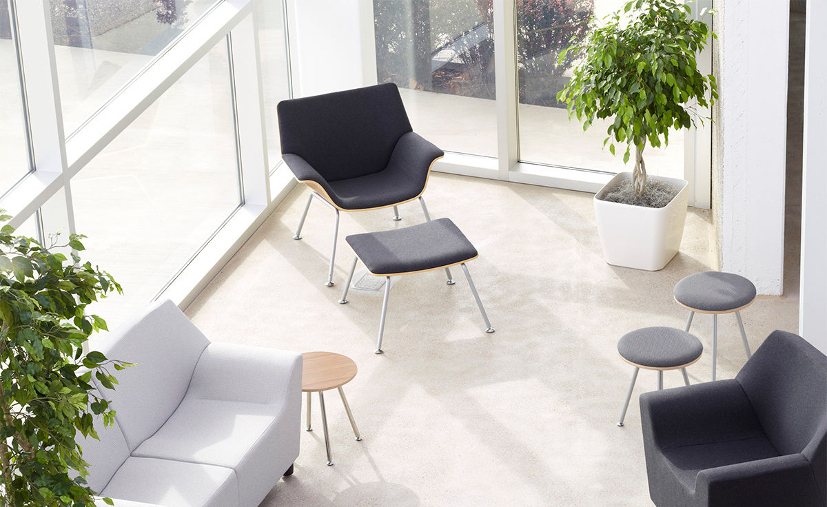 swoop plywood lounge chair