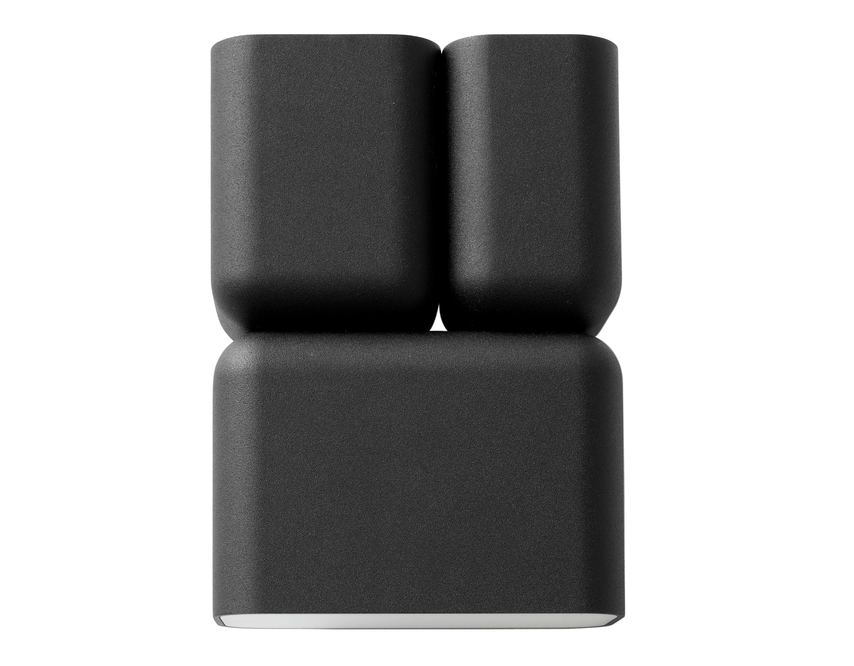 Tabata Wall Lamp