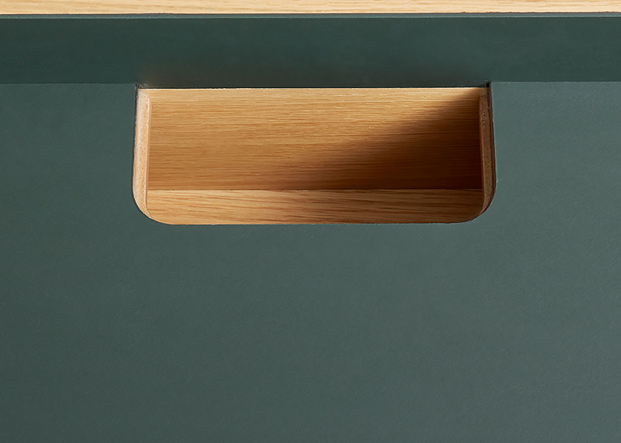 tabloid desk