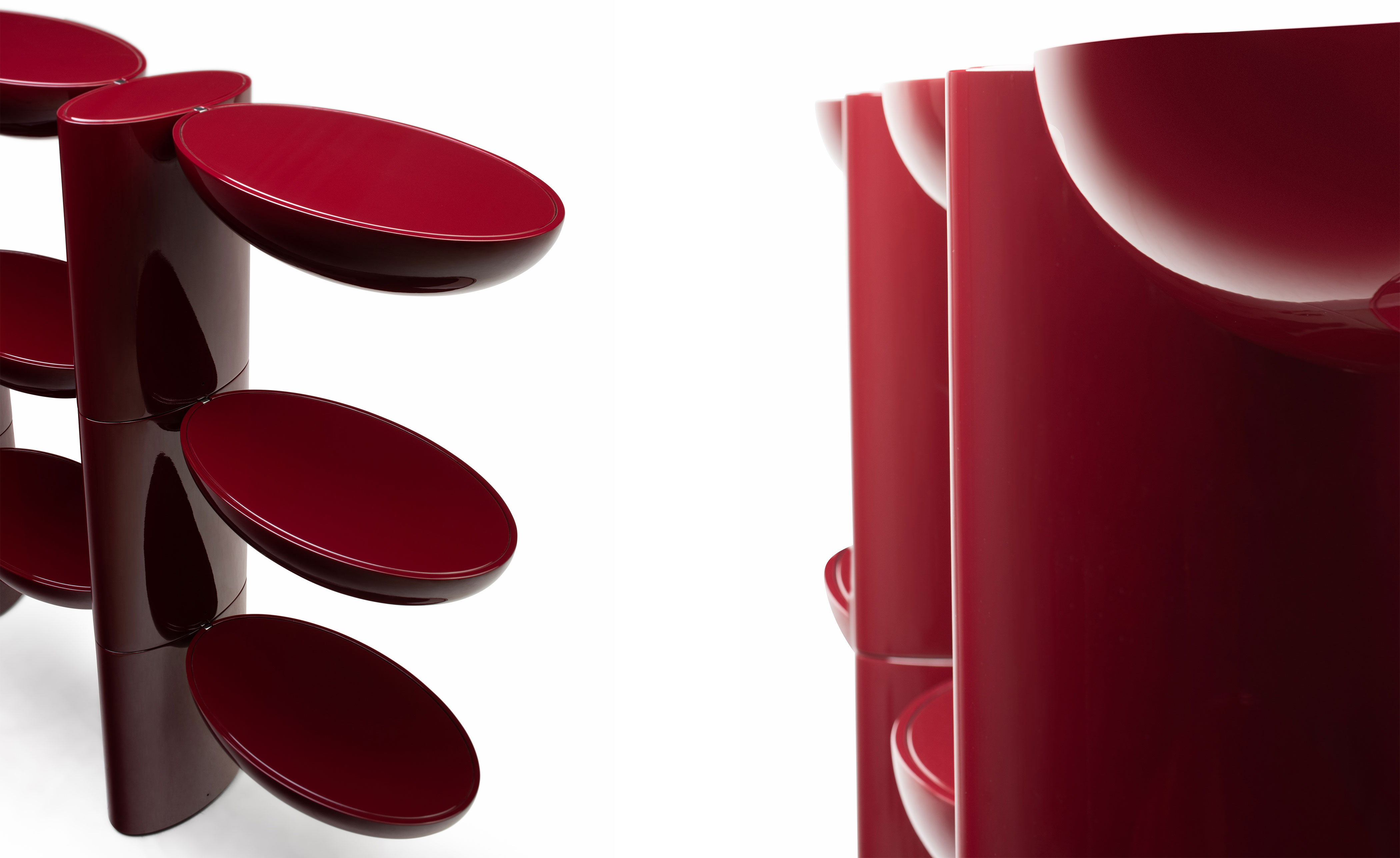 Tai Hen Bookshelf