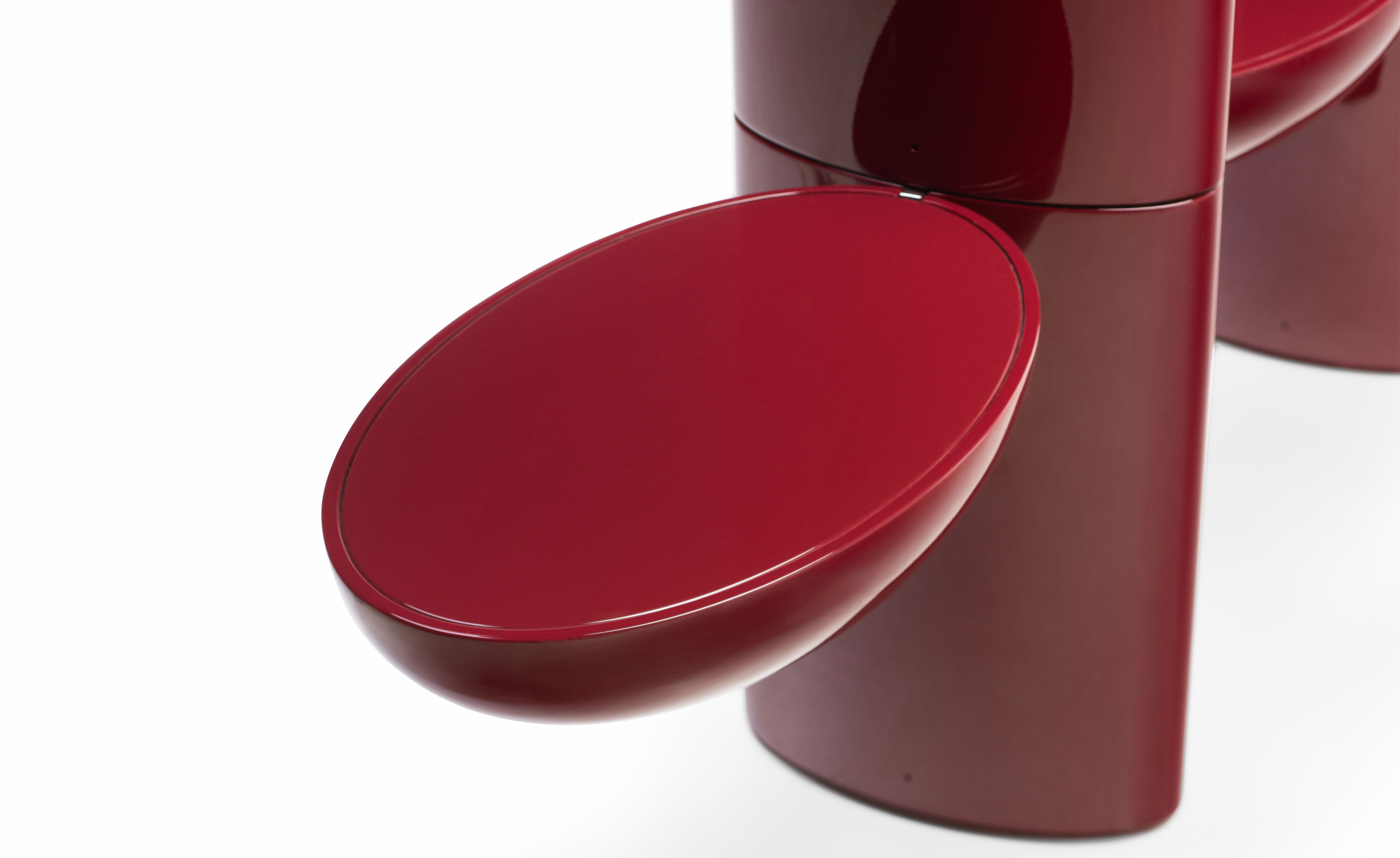 Tai Hen Bookshelf