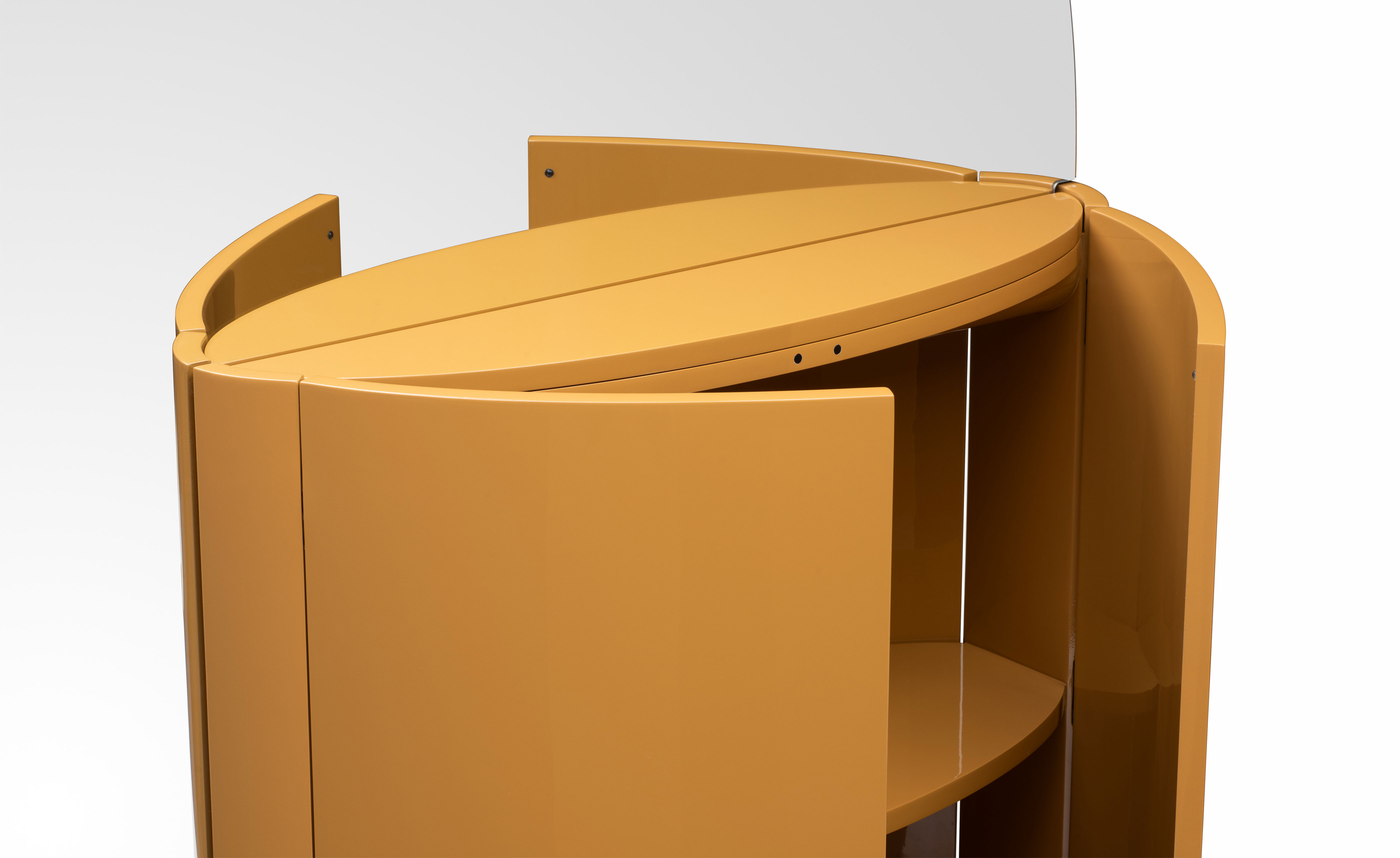 Tai In Console Cabinet