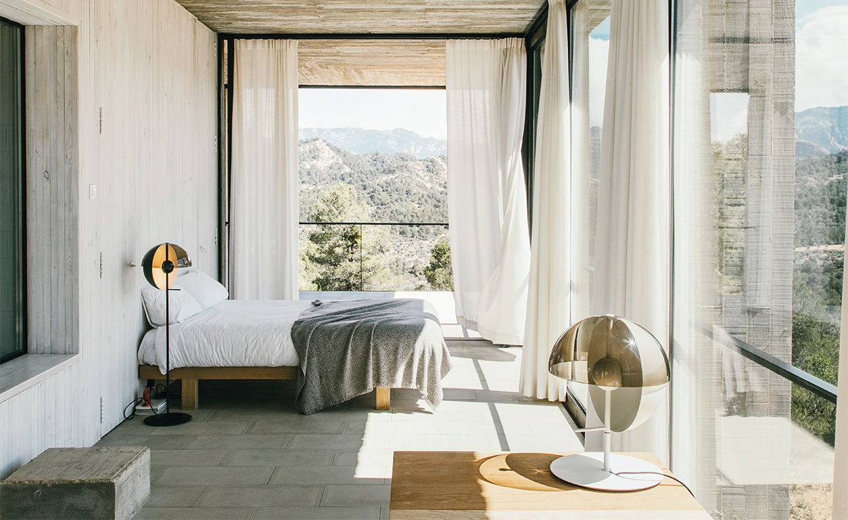theia p floor lamp