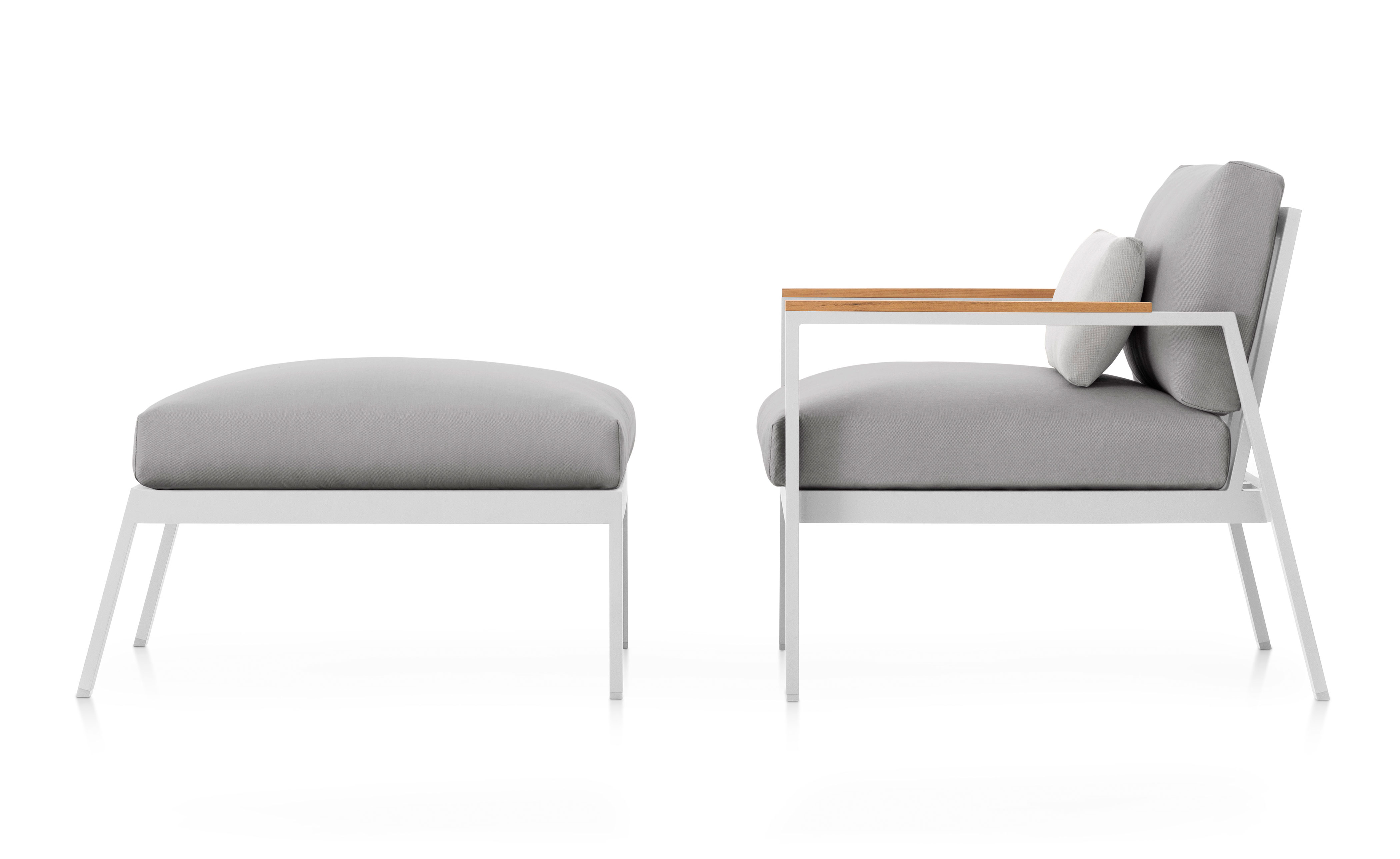 Timeless Lounge Chair