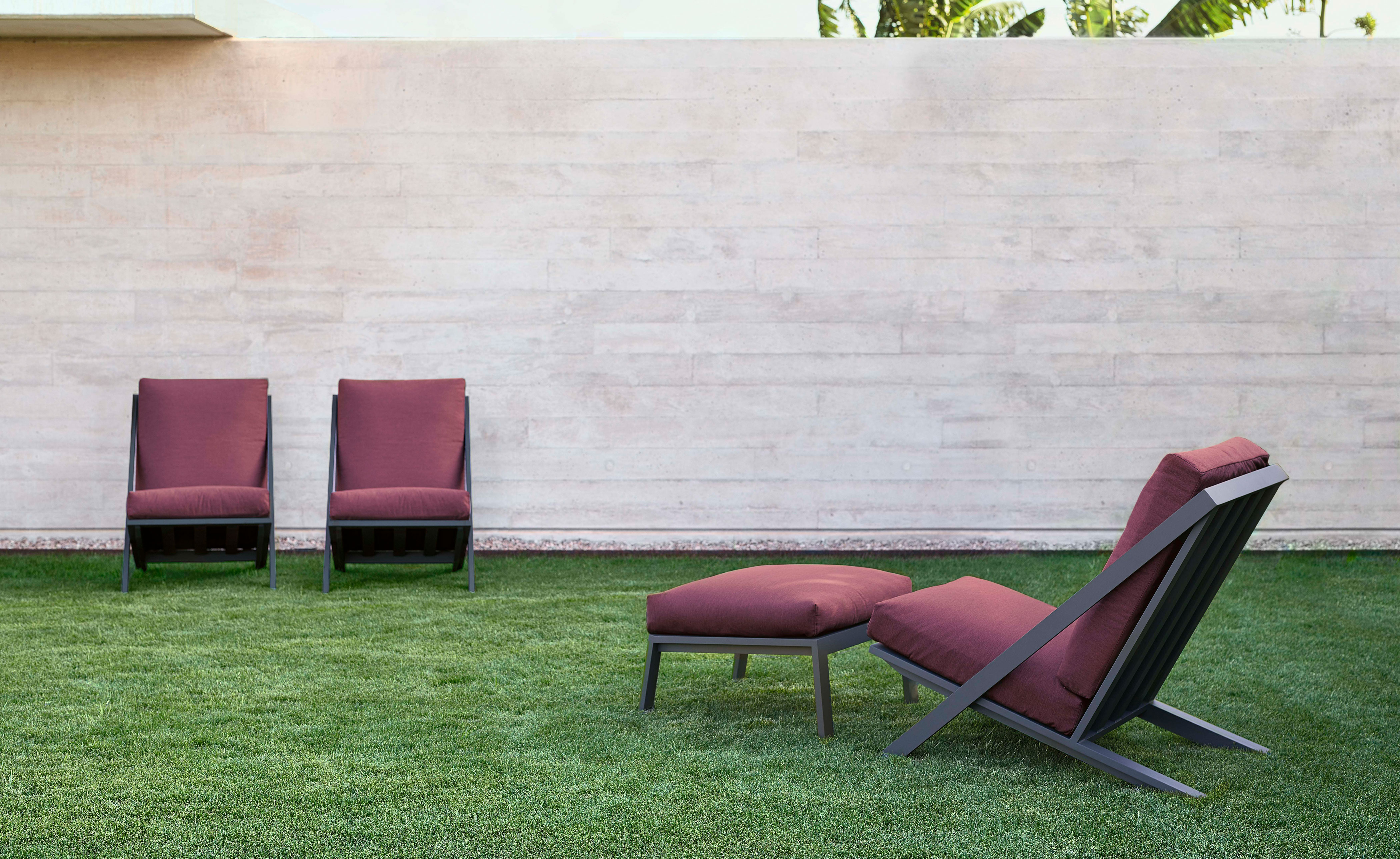 Timeless Relax Ottoman