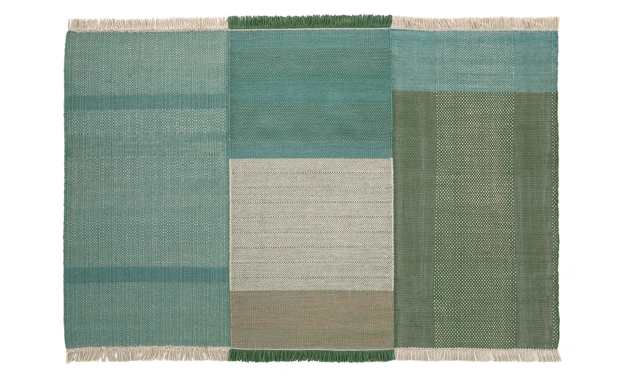 tres outdoor rug