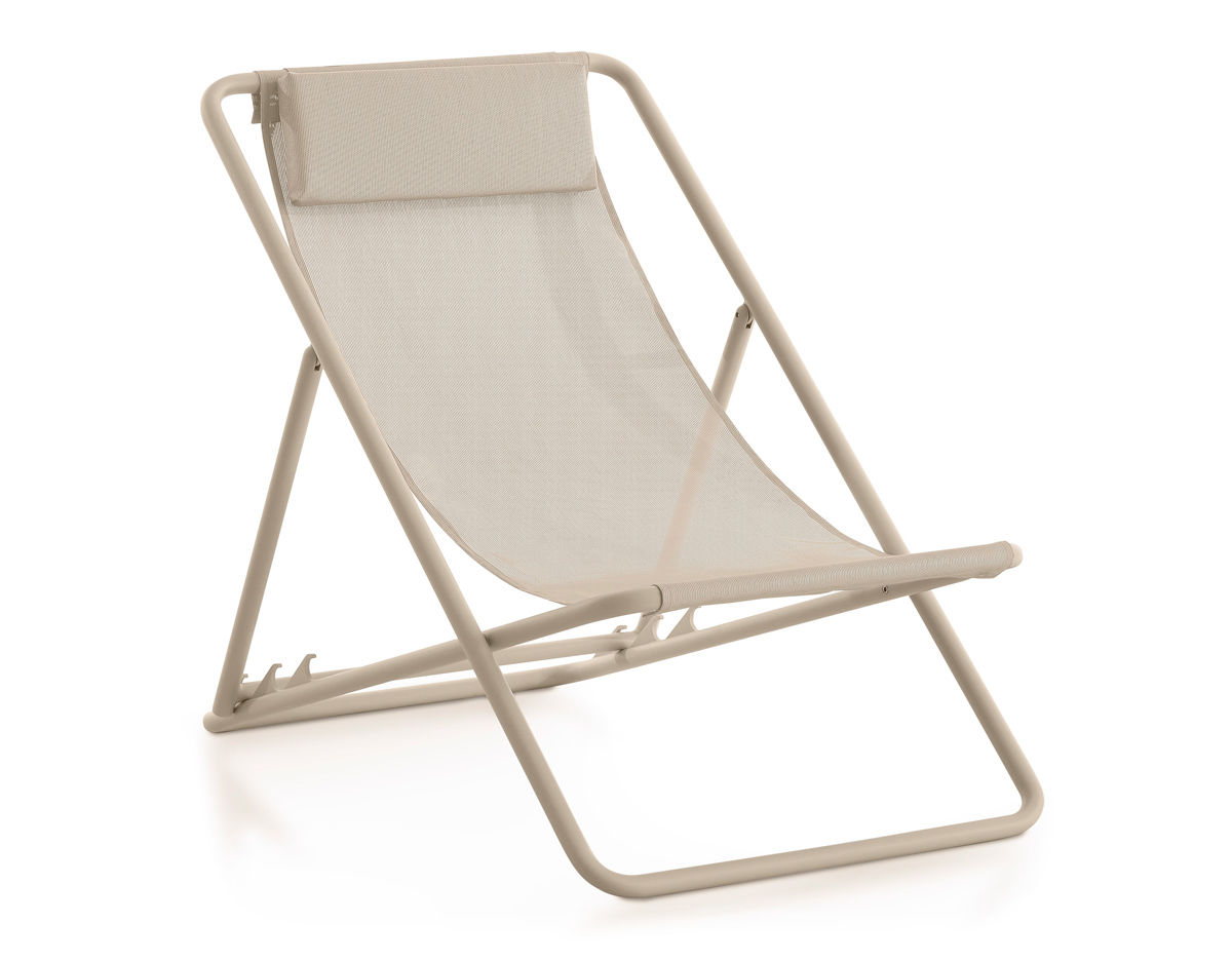 trip deckchair monochrome