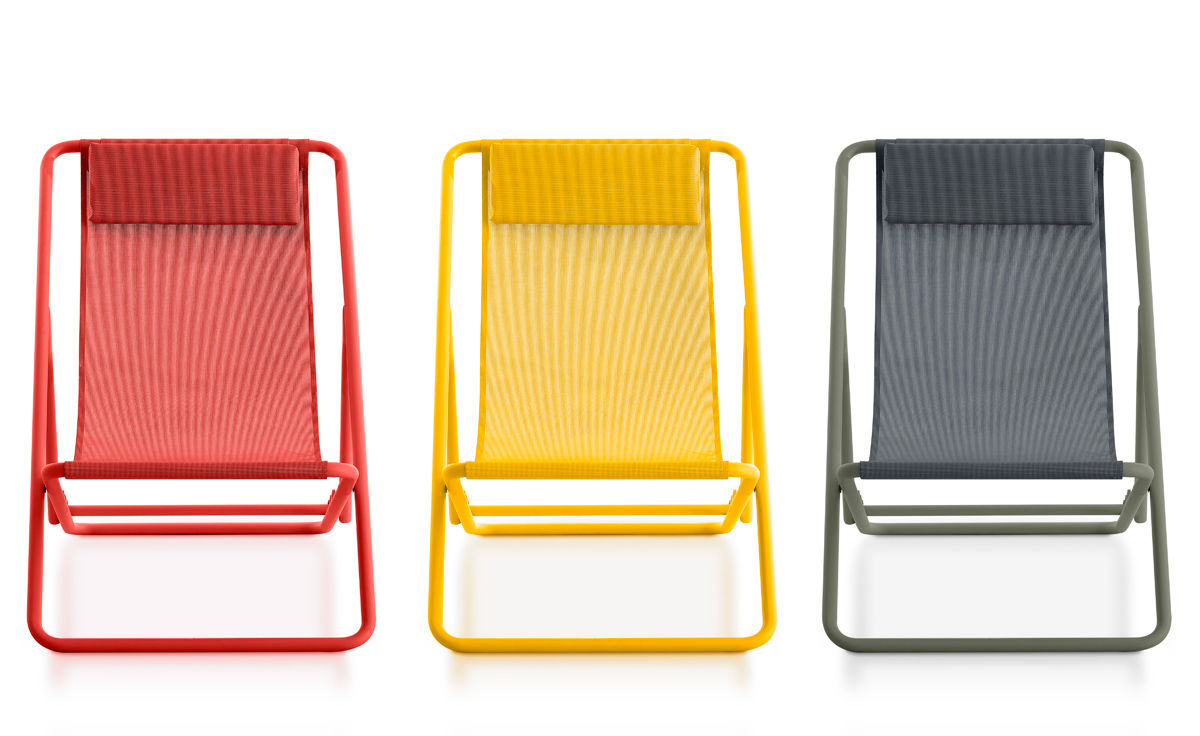 trip deckchair monochrome