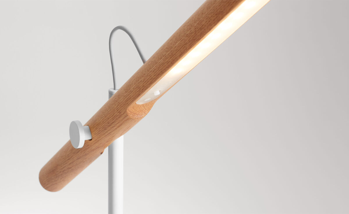 type a task table lamp