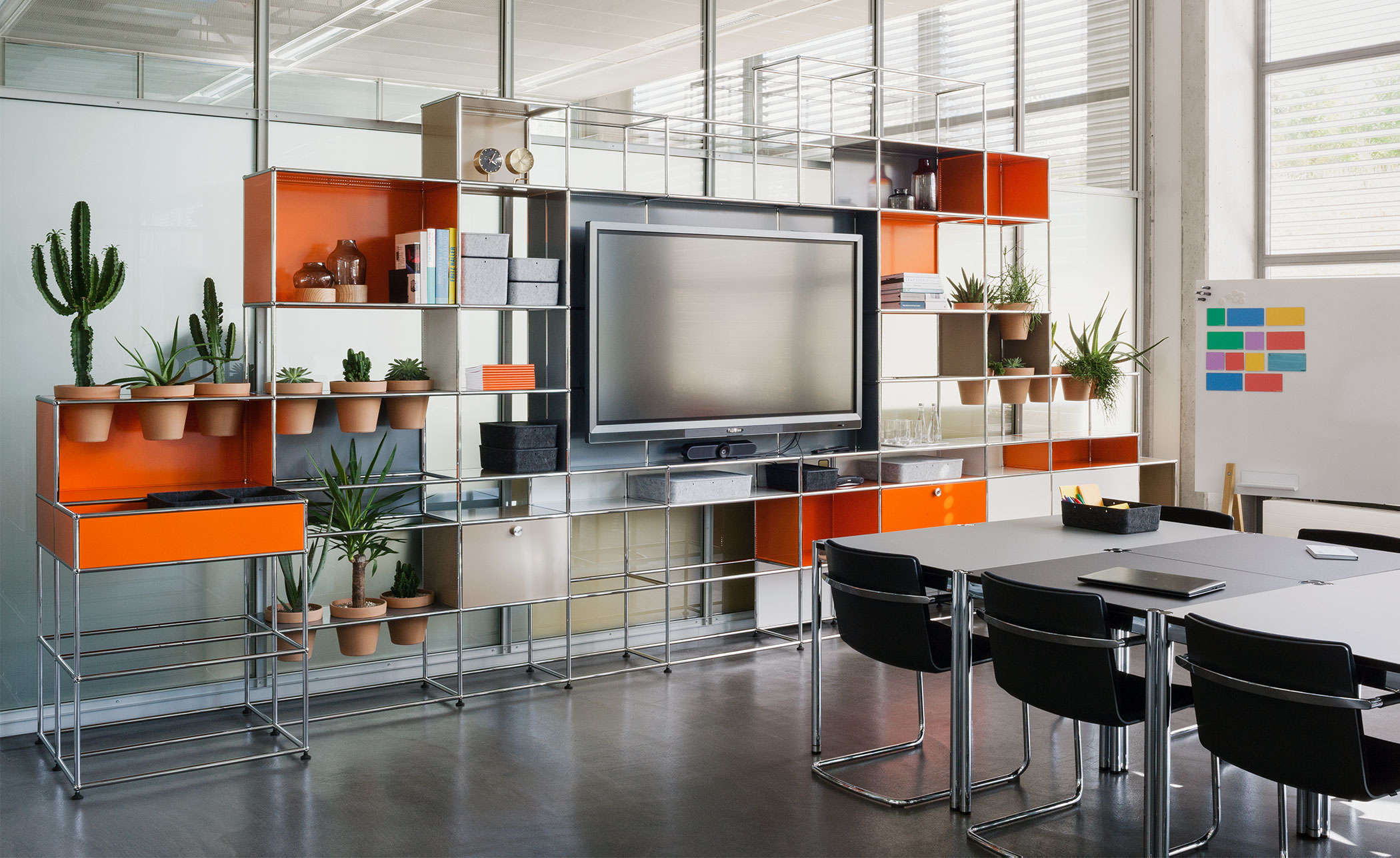 USM Haller Credenza E2