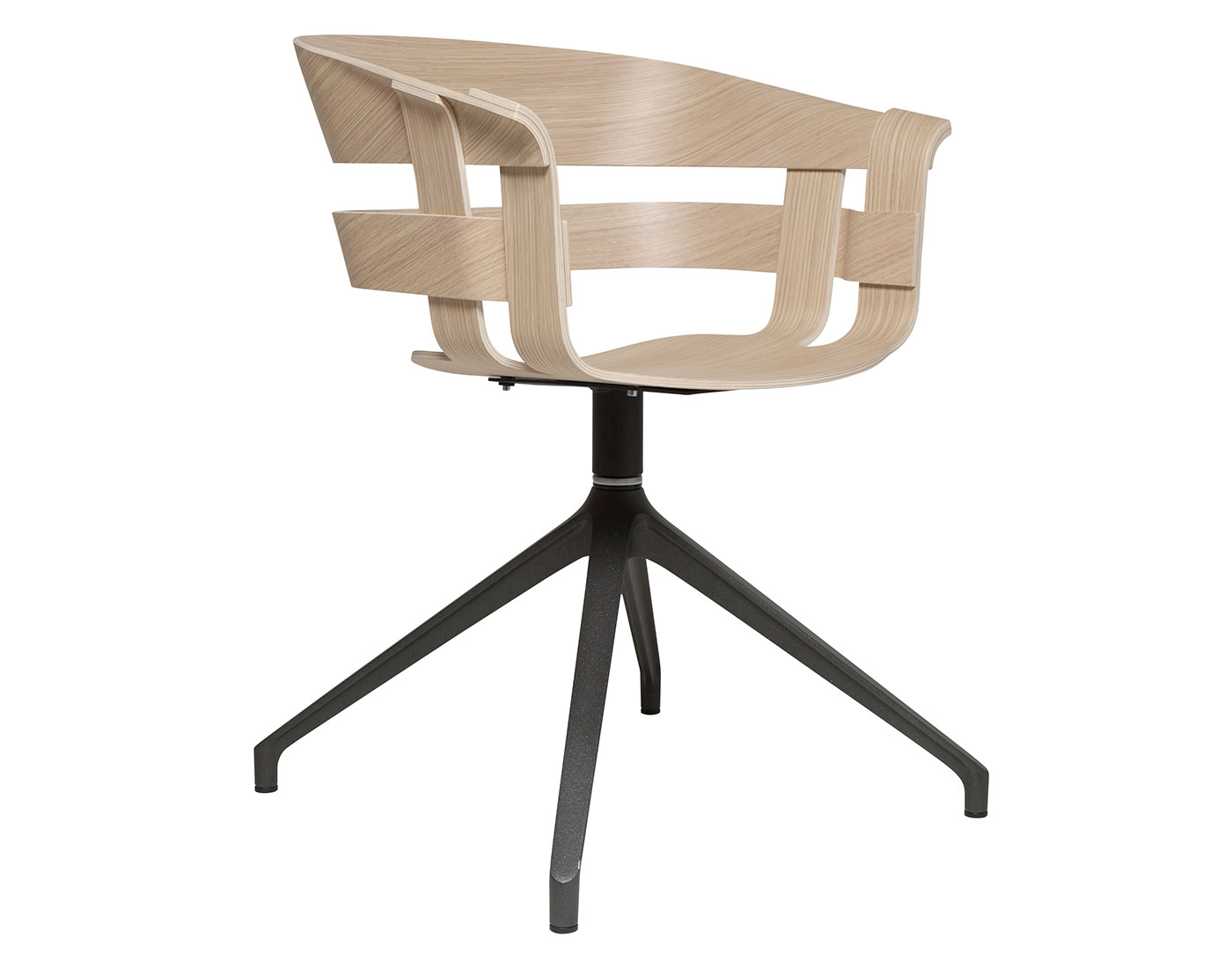 Wick Chair with swivel base
