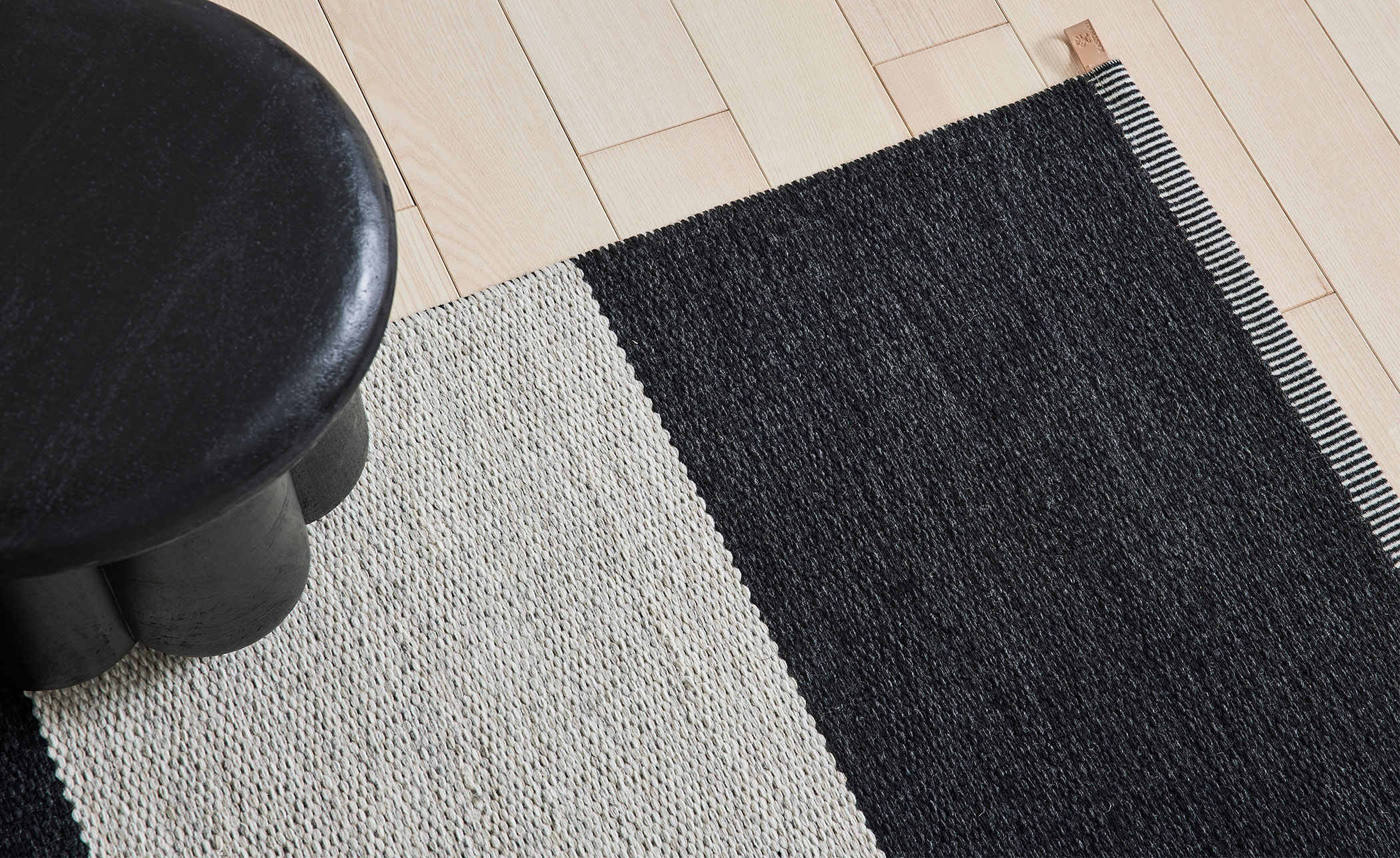 Wide Stripe Icon Woven Rug