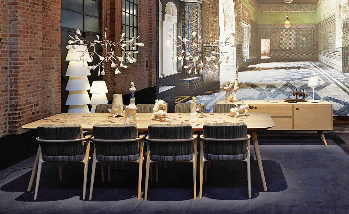 zio dining table